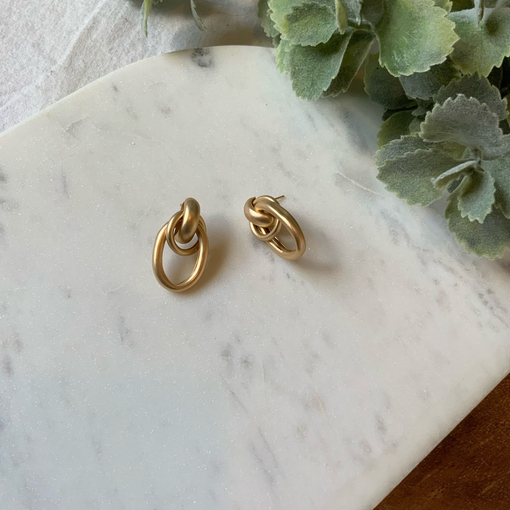 The Kaia - Layered Gold Hoops - Picture 2 of 6